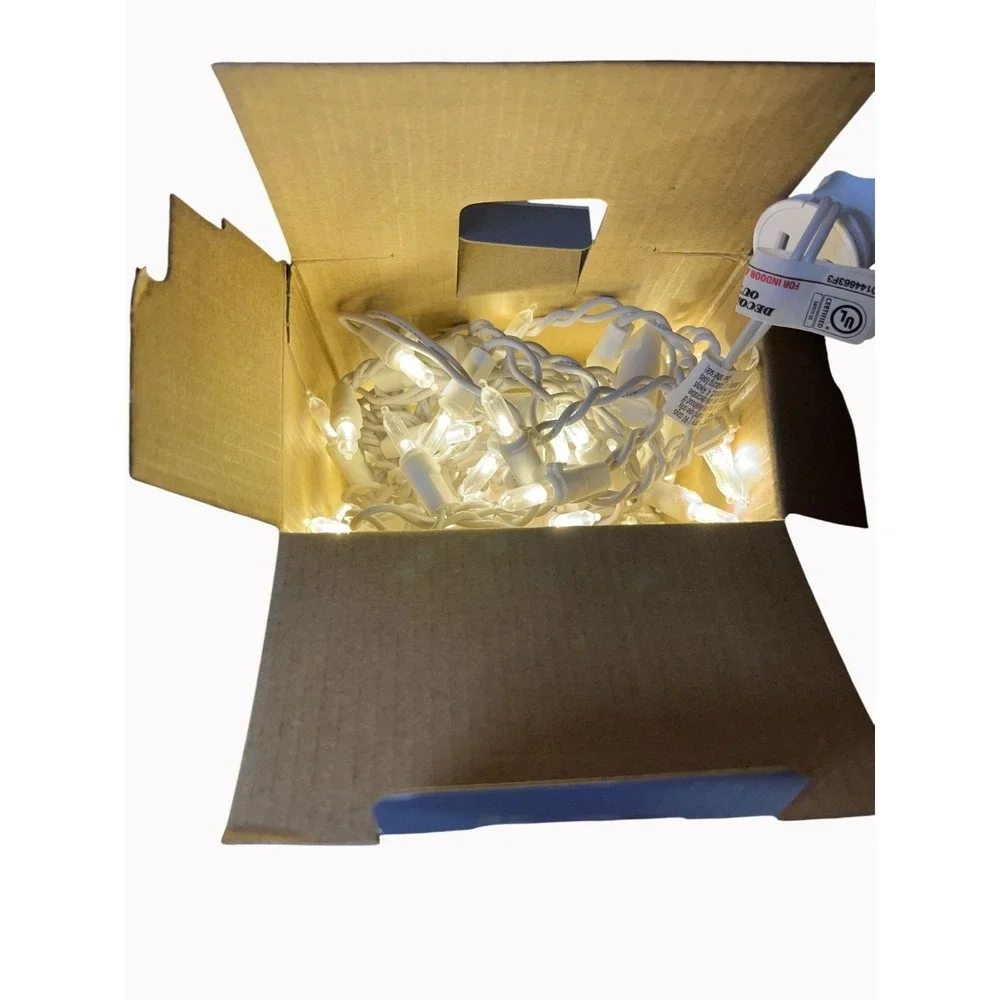 Wondershop LED Icicle Lights 70 Count Warm White 96